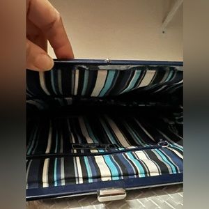 VEra Bradley blue shoulder bag.